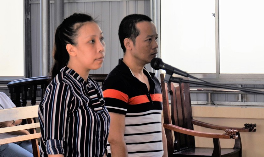 Các bị cáo tại phiên tòa ngày 25/12/2018.