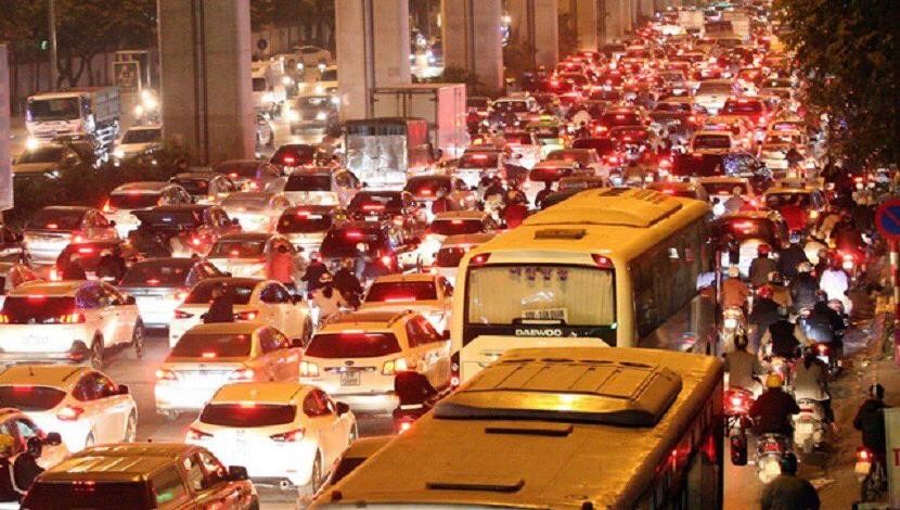 Phương tiện giao thông là một trong những nguồn gây ô nhiễm tiếng ồn tại các đô thị. (Ảnh minh hoạ) 