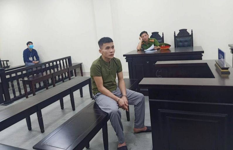 Bị cáo Trần Trung Tuyến tại tòa. 