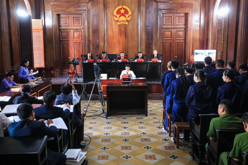HĐXX sơ thẩm đã quyết định: 58 người được nhận lại đất mua của nhóm Nguyễn Thái Luyện