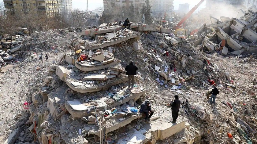 Động Đất Tại Thổ Nhĩ Kỳ Và Syria: Những Cuộc Giải Cứu Kỳ Diệu | Báo Pháp  Luật Việt Nam Điện Tử