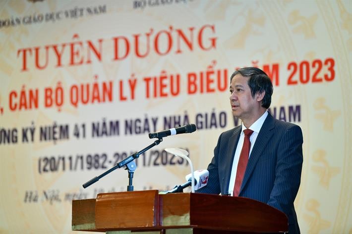 Bộ trưởng Nguyễn Kim Sơn phát biểu tại Lễ tuyên dương