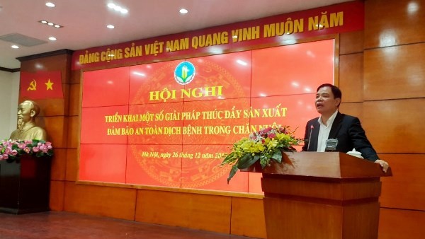 Bộ trưởng NN&PTNT Nguyễn Xuân Cường phát biểu chỉ đạo hội nghị