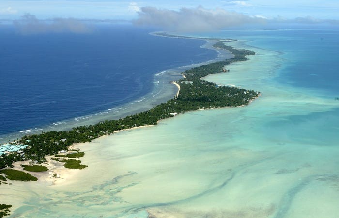 Đảo san hô vòng Tarawa ở Kiribati. Ảnh: AP Chú thích ảnh