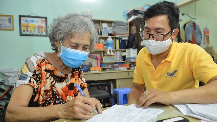 Nhận lương hưu, trợ cấp bảo hiểm xã hội tại nhà ở phường Tân Định, quận 1, TP HCM.