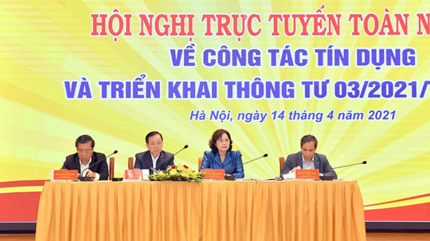 Thống đốc Ngân hàng Nhà nước Nguyễn Thị Hồng chủ trì Hội nghị.