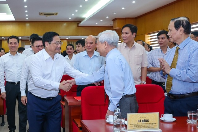 Thủ tướng: Tạo điều kiện tốt nhất có thể để xây dựng nền báo chí cách mạng, chuyên nghiệp, nhân văn, hiện đại ảnh 2