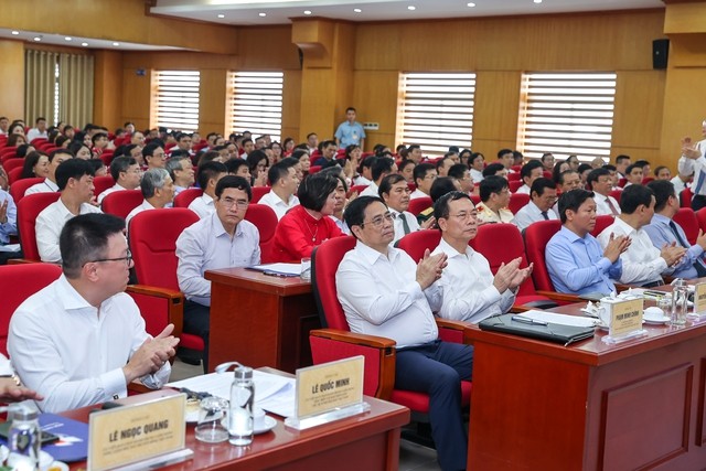 Thủ tướng: Tạo điều kiện tốt nhất có thể để xây dựng nền báo chí cách mạng, chuyên nghiệp, nhân văn, hiện đại ảnh 3