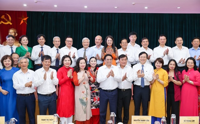 Thủ tướng: Tạo điều kiện tốt nhất có thể để xây dựng nền báo chí cách mạng, chuyên nghiệp, nhân văn, hiện đại ảnh 16