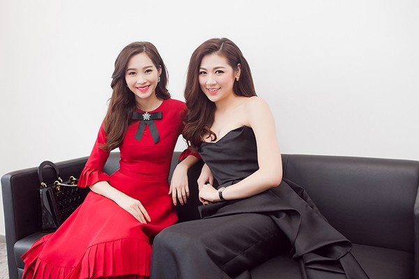 Được biết, Đặng Thu Thảo là một trong những khách mời sẽ dự tiệc cưới của Á hậu Tú Anh vào ngày 21/7 tới đây tại Hà Nội. Đây sẽ là lần hiếm hoi người đẹp hội ngộ đông đảo đồng nghiệp trong giới showbiz kể từ sau khi sinh con.