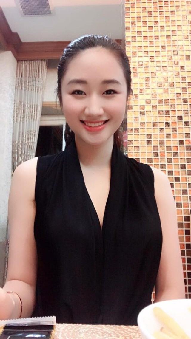Hiện tại, Thu Ngân sống cùng chồng con ở căn biệt thự hơn 100m2 tại Mỹ Đình, Hà Nội.
