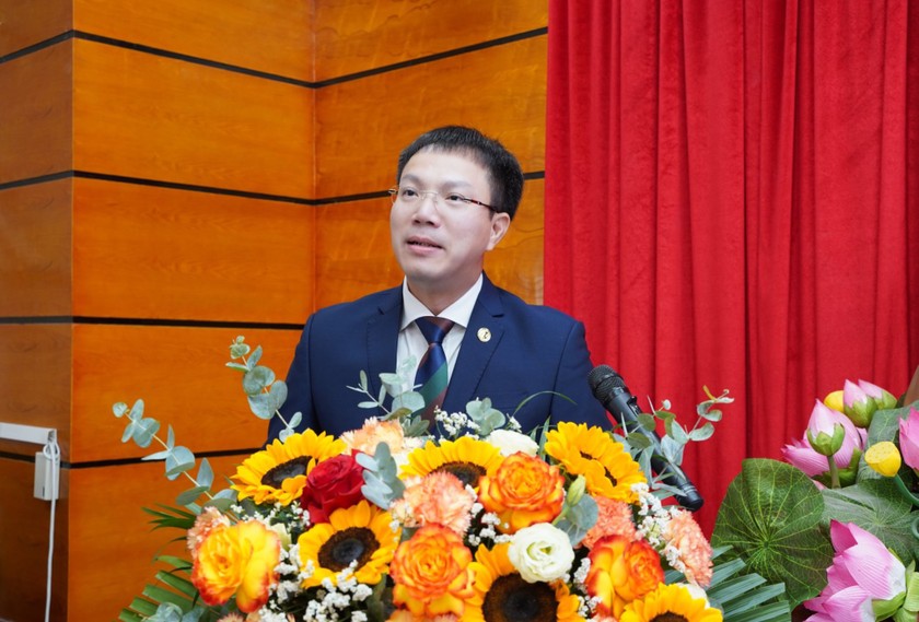 TS. Đoàn Trung Kiên Hiệu trưởng Trường Đại học Luật Hà Nội phát biểu khai mại tại buổi Hội thảo.
