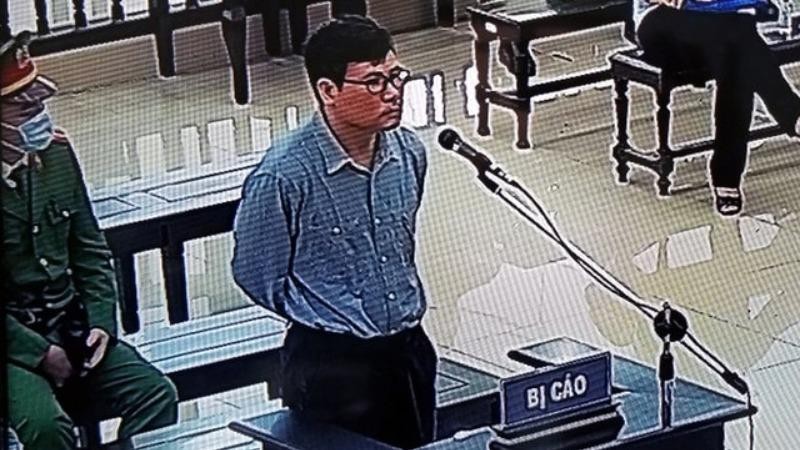 Trương Duy Nhất tại phiên tòa xét xử ngày 9/3 (Ảnh chụp qua màn hình).