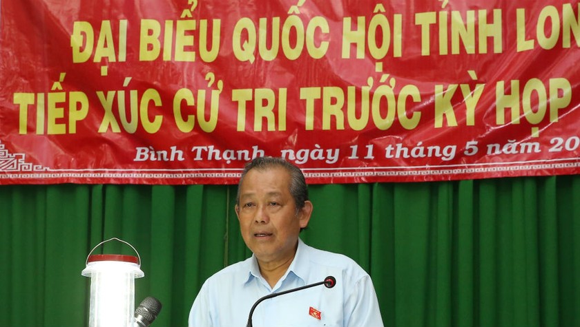 Phó Thủ tướng Thường trực Chính phủ Trương Hòa Bình phát biểu với cử tri. Ảnh: VGP/Mạnh Hùng