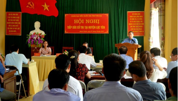 Đoàn Đại biểu Quốc hội tỉnh Yên Bái tiếp xúc cử tri xã Minh Chuẩn, huyện Lục Yên.