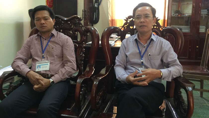 Chủ tịch UBND xã Thái Học Phạm Đình Mạch (bên phải) đã có mặt trong nhiều hợp đồng sử dụng đất sai phạm từ những năm 2006 đến nay.