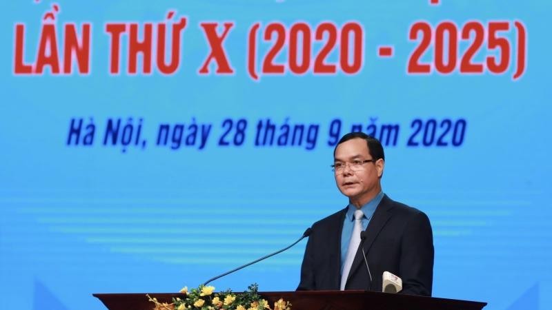 Ông Nguyễn Đình Khang, UVTW Đảng, Chủ tịch Tổng LĐLĐ Việt Nam phát biểu khai mạc Đại hội.