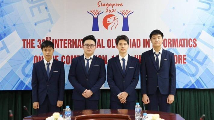 4 học sinh đôi tuyển quốc gia Việt Nam tham dự Olympic Tin học quốc tế 2021.