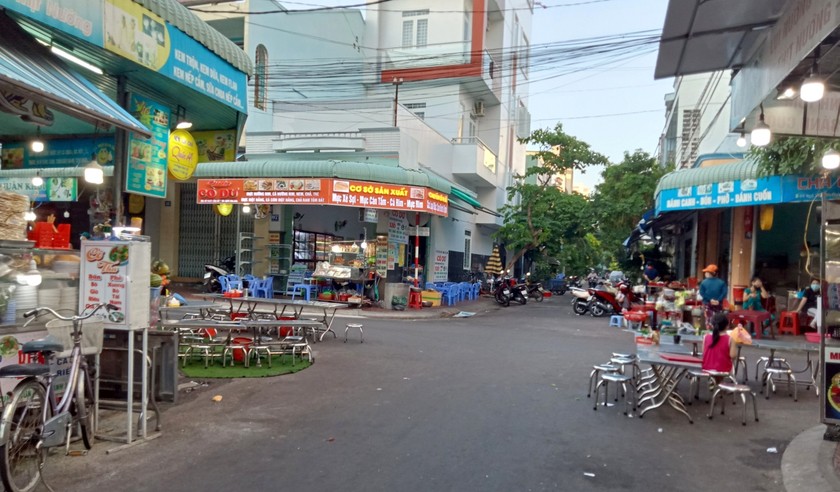 Từ 0h ngày 1/6, các quán ăn, uống vỉa hè ở Bình Định chỉ được bán mang về.