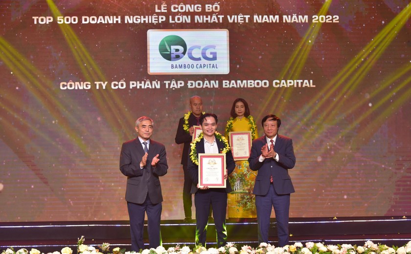 Năm 2022 là lần thứ 6 liên tiếp Tập đoàn Bamboo Capital được vinh danh trong Top 500 Doanh nghiệp lớn nhất Việt Nam.