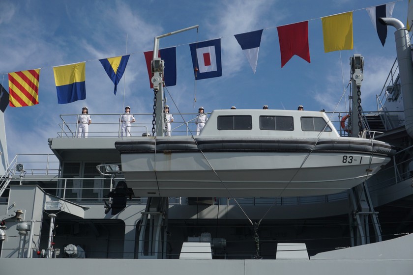 Tàu huấn luyện của Hải quân Trung Quốc thăm Đà Nẵng ảnh 1