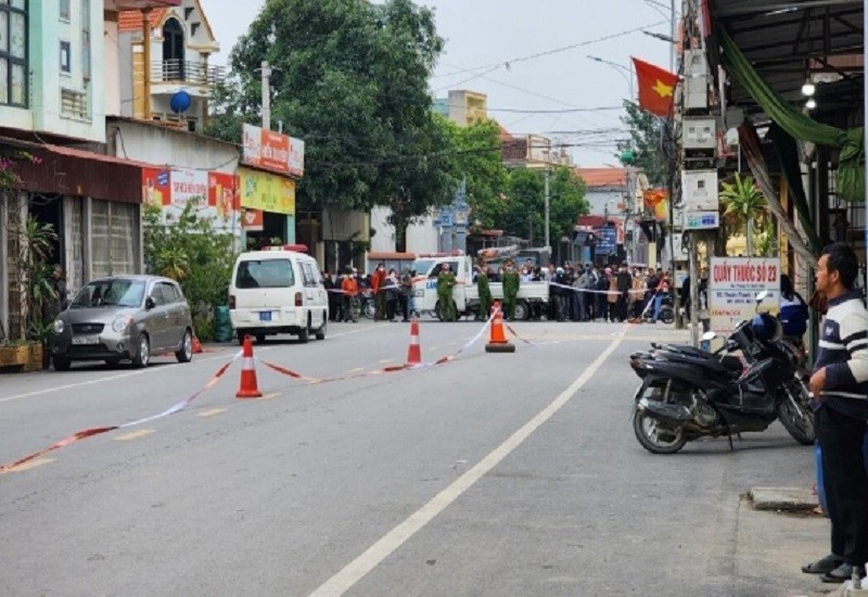 Bắc Ninh: Truy tìm tên trộm đâm 2 vợ chồng giáo viên thương vong