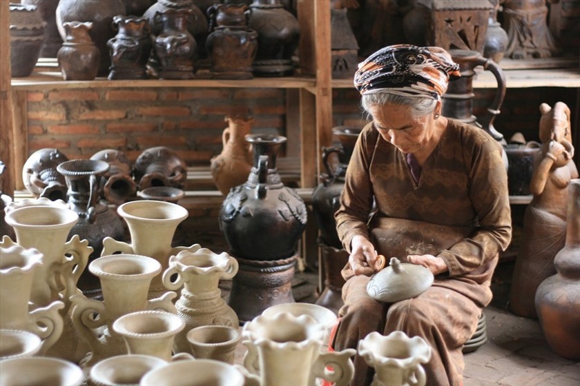 Nghệ thuật làm gốm của người Chăm được UNESCO ghi danh