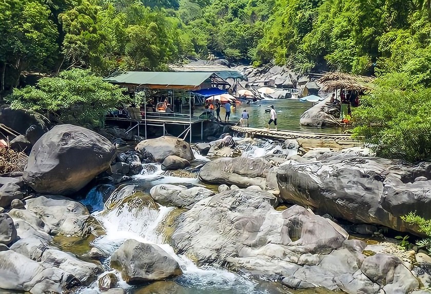 Suối Tiên hoang sơ, đẹp mê hoặc lòng người ảnh 8