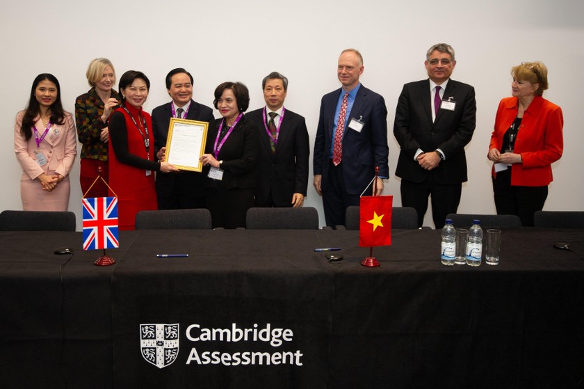 Trường Việt Úc Hà Nội  được công nhận là Trường đối tác của Hội đồng khảo thí tiếng Anh Cambridge       