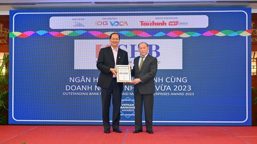 SHB được vinh danh 2 giải thưởng quan trọng tại Lễ trao giải Ngân hàng Việt Nam tiêu biểu năm 2022