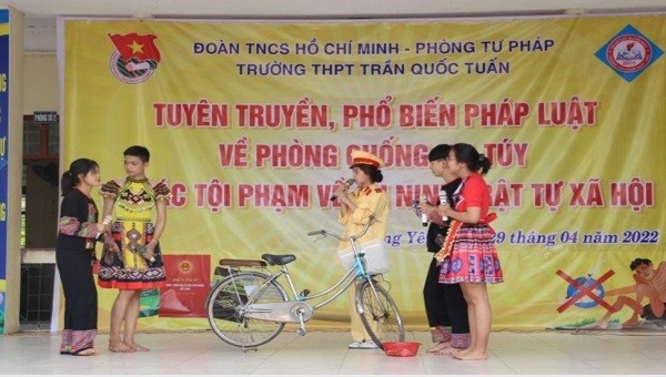 Hội thi tuyên truyền, phổ biến pháp luật về phòng chống ma túy và các tội phạm về ATGT, trật tự xã hội năm 2022 tại TX Quảng Yên.