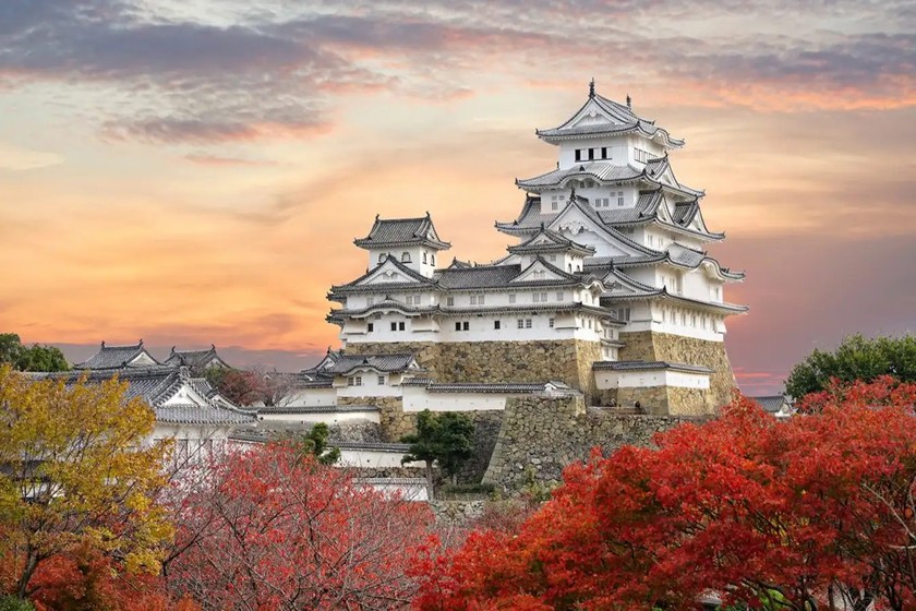 lau dai himeji 2 1024x683 8003 Chiêm ngưỡng đường nét kiến trúc tuyệt đẹp của lâu đài Hạc Trắng Himeji tại Nhật Bản