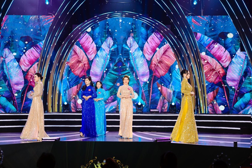 Lê Thị Lan đăng quang Hoa hậu Doanh nhân Việt Nam 2023 Ảnh 1