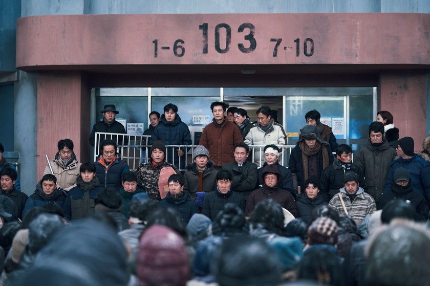 Phim “Địa đàng sụp đổ” của Lee Byung Hun tranh giải Oscar năm 2024 ảnh 1