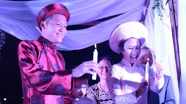 Đám cưới của Khánh Linh gặp sự cố vì mưa lớn