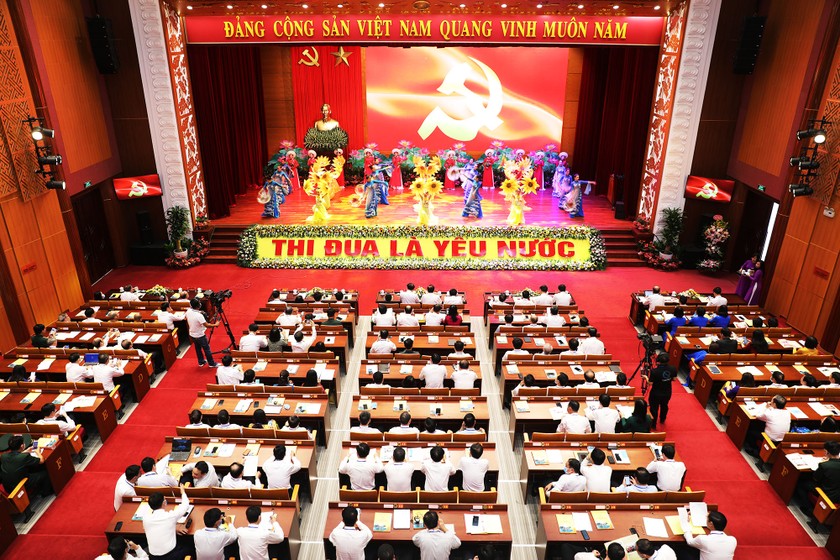 hơn 300 đại biểu tham dự Đại hội Thi đua yêu nước tỉnh Quảng Ninh lần thứ V (Giai đoạn 2020-2025).