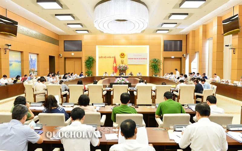 Báo cáo của Chính phủ về công tác PCTN năm 2019 được trình bày tại phiên họp toàn thể của Ủy ban Tư pháp cho ý kiến trước khi trình UBTVQH