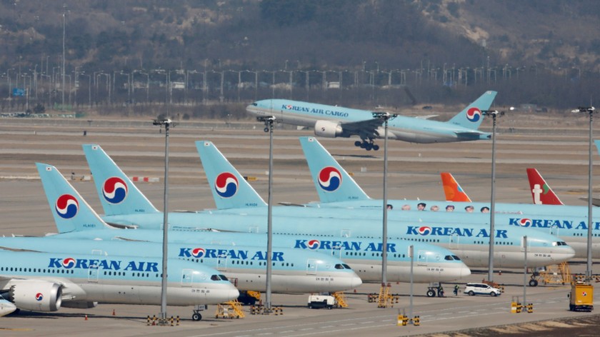 Đội tàu bay của Korean Air tại sân bay quốc tế Incheon, phía tây Seoul ngày 24/3/2020. Ảnh: Reuters
