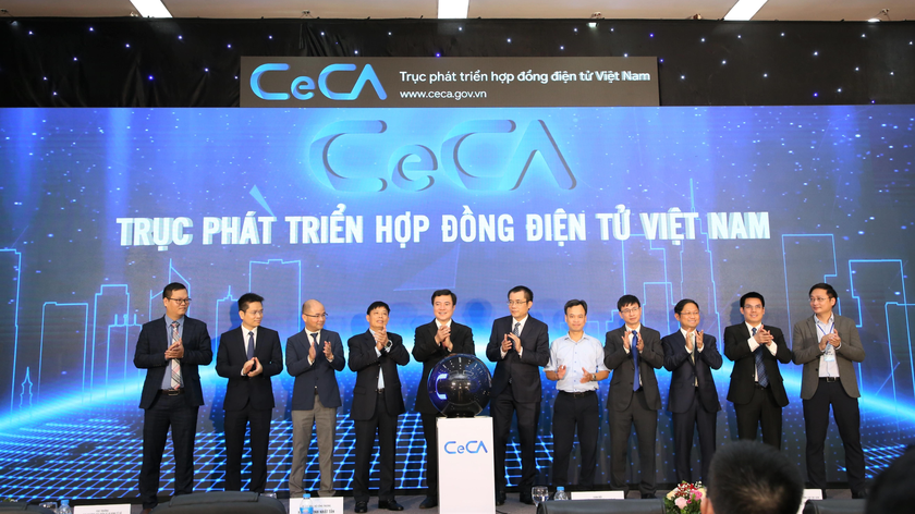 Đại diện các đơn vị công bố Trục phát triển hợp đồng điện tử Việt Nam (www.CeCA.gov.vn)
