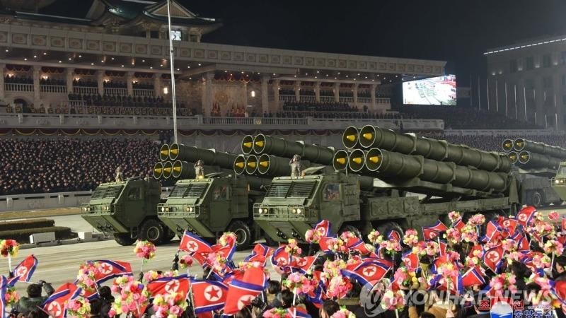 Hình ảnh lễ diễu binh của quân đội Triều Tiên. (Ảnh: KCNA)