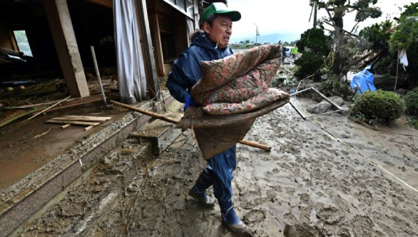 Gần 70 người chết, hơn 10 người mất tích do bão ở Nhật