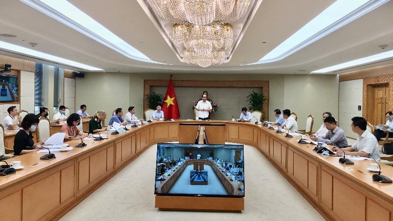 Toàn cảnh cuộc họp giữa Tổ công tác của Thủ tướng với 10 bộ, cơ quan ngày 10/8.