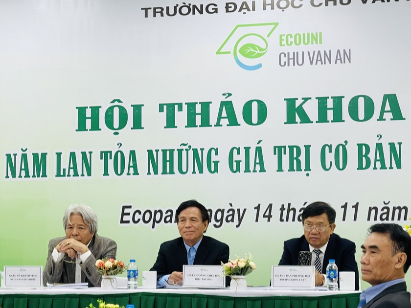 Các đồng chủ trì Hội thảo. (Ảnh: PV)