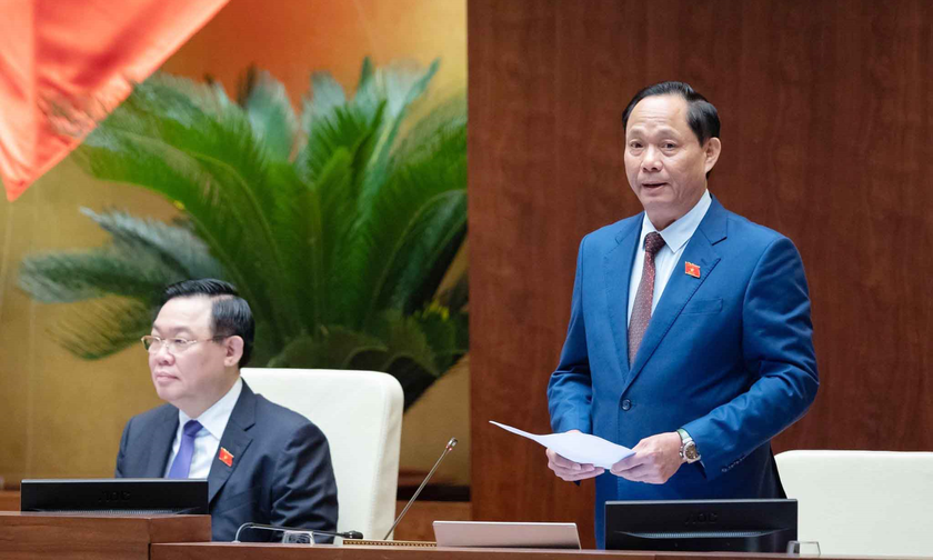 Phó Chủ tịch Quốc hội Trần Quang Phương điều hành nội dung phiên họp