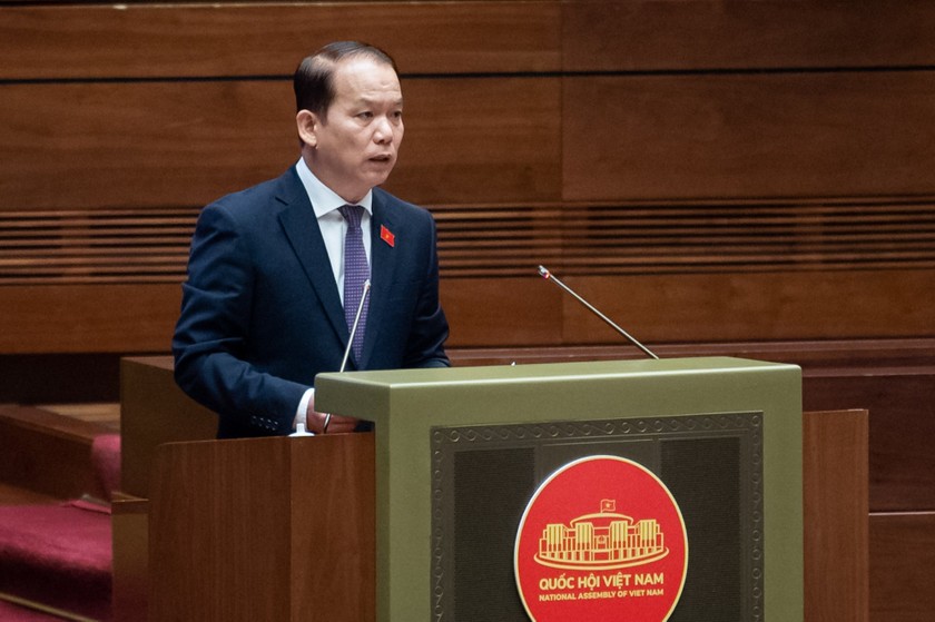 Chủ nhiệm Ủy ban Pháp luật của Quốc hội Hoàng Thanh Tùng trình bày Báo cáo giải trình, tiếp thu, chỉnh lý dự thảo Luật.