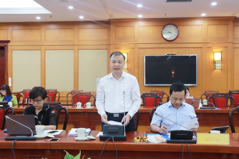 Ông Nguyễn Hồng Tuyến, Vụ trưởng Vụ Các vấn đề chung về xây dựng pháp luật, Bộ Tư pháp khái quát một số nội dung chính của dự thảo Luật.