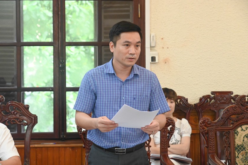 Phó Vụ trưởng Vụ Hợp tác quốc tế Đào Quý Lộc trình bày nội dung cơ bản của dự thảo Nghị định.