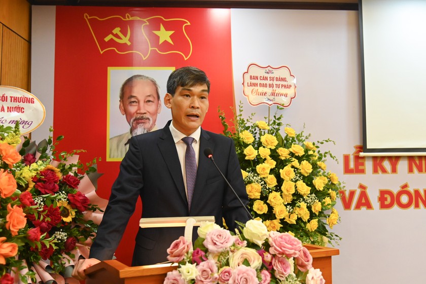 Vụ trưởng Vụ Con nuôi Đặng Trần Anh Tuấn phát biểu tại lễ kỷ niệm.