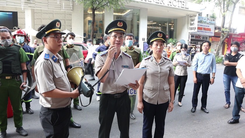 Chấp hành viên tổ chức thi hành án (ảnh MH).