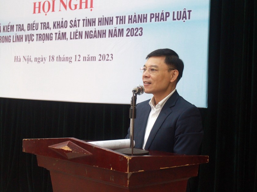 Ông Nguyễn Quốc Hoàn, Cục trưởng Cục QLXLVPHC&TDTHPL, Bộ Tư pháp phát biểu kết luận Hội nghị.